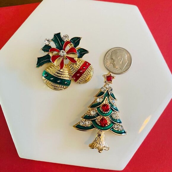 Christmas Tree Brooch Red and Green Small - Picture 3 of 3